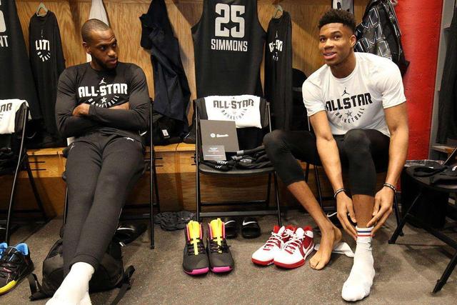 塑造一个以 塑造一个以