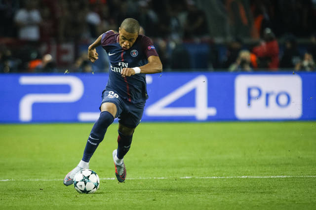 回到舞台中 回到舞台中